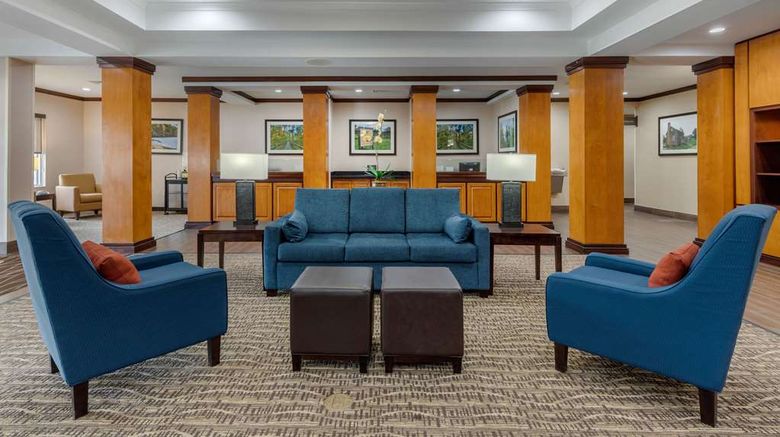 <b>Comfort Inn and Suites Camden Lobby</b>. Images powered by <a href="https://iceportal.shijigroup.com/" title="IcePortal" target="_blank">IcePortal</a>.