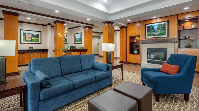 <b>Comfort Inn and Suites Camden Lobby</b>. Images powered by <a href="https://iceportal.shijigroup.com/" title="IcePortal" target="_blank">IcePortal</a>.