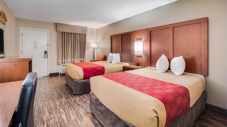 Econo Lodge Walterboro I-95 Room