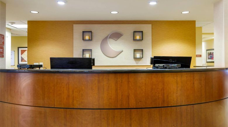 <b>Comfort Suites West Of Ashley Lobby</b>. Images powered by <a href="https://iceportal.shijigroup.com/" title="IcePortal" target="_blank">IcePortal</a>.