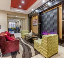 Comfort Suites Lobby