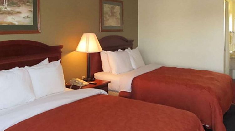 Rodeway Inn Walterboro Room