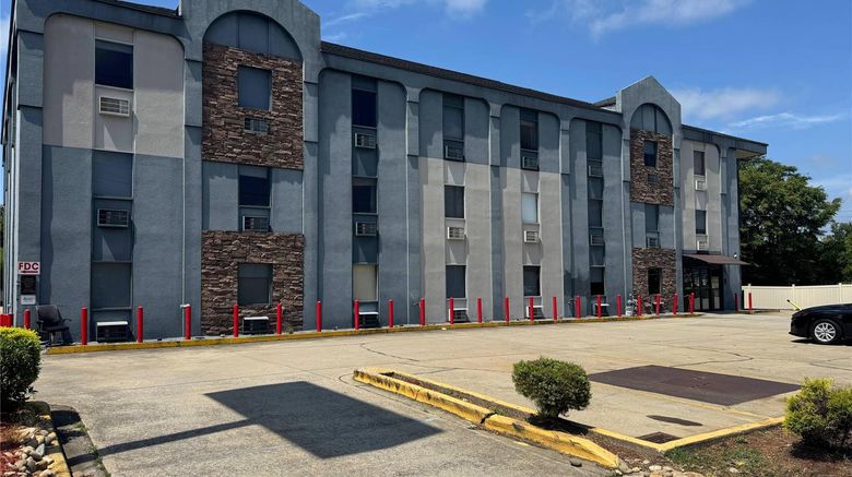 Gallus Stadium Park Inn, an Ascend Hotel Exterior. Images powered by <a href="https://iceportal.shijigroup.com" target="_blank" rel="noopener">Ice Portal</a>.