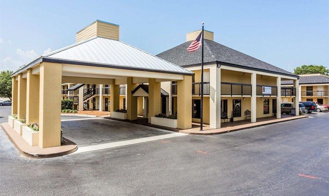 Quality Inn Mount Pleasant Exterior