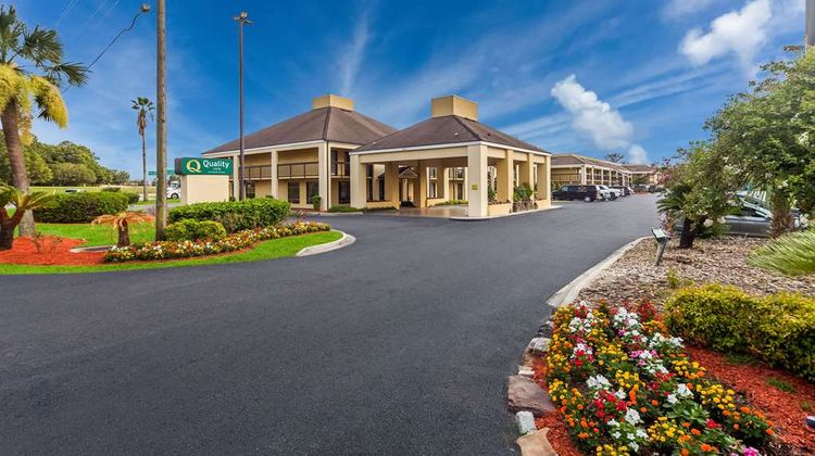 Quality Inn Coliseum Exterior