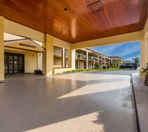 Quality Inn Coliseum Exterior