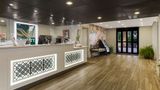 Quality Inn Coliseum Lobby