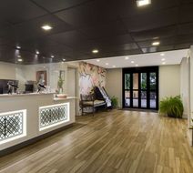 Quality Inn Coliseum Lobby