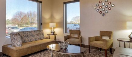 Comfort Inn At The Park Lobby