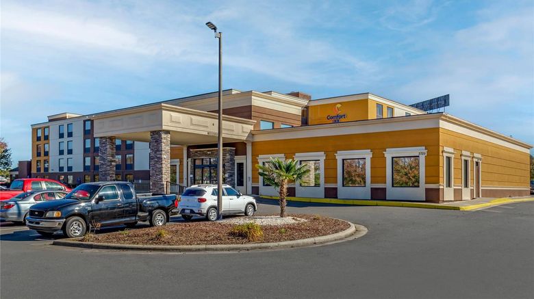 Comfort Inn At The Park Exterior. Images powered by <a href="https://iceportal.shijigroup.com" target="_blank" rel="noopener">Ice Portal</a>.