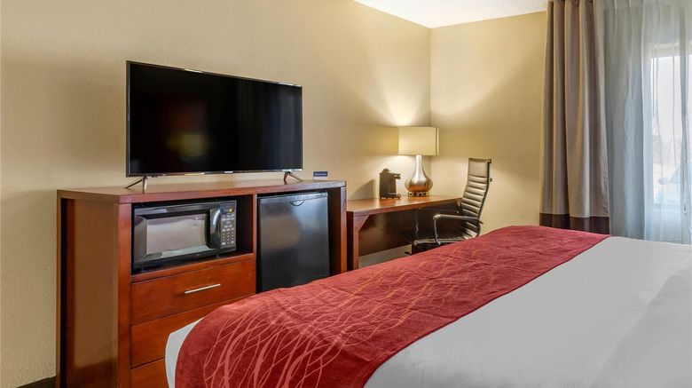 <b>Comfort Inn At The Park Room</b>. Images powered by <a href="https://iceportal.shijigroup.com/" title="IcePortal" target="_blank">IcePortal</a>.