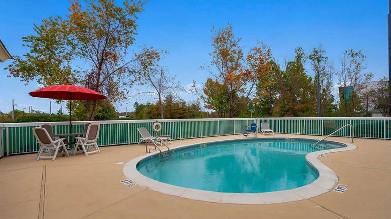 <b>Comfort Inn & Suites Santee, SC Pool</b>. Images powered by <a href="https://iceportal.shijigroup.com/" title="IcePortal" target="_blank">IcePortal</a>.