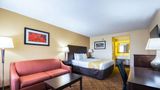 <b>Quality Inn Room</b>. Images powered by <a href="https://iceportal.shijigroup.com/" title="IcePortal" target="_blank">IcePortal</a>.