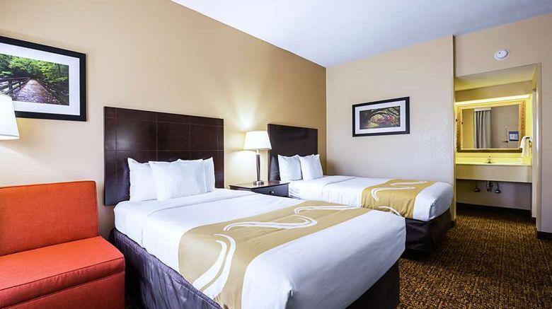 <b>Quality Inn Room</b>. Images powered by <a href="https://iceportal.shijigroup.com/" title="IcePortal" target="_blank">IcePortal</a>.
