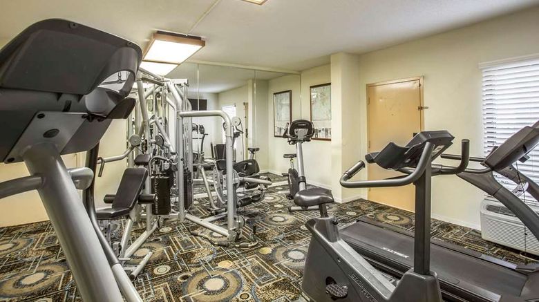 <b>Clarion Inn Health</b>. Images powered by <a href="https://iceportal.shijigroup.com/" title="IcePortal" target="_blank">IcePortal</a>.