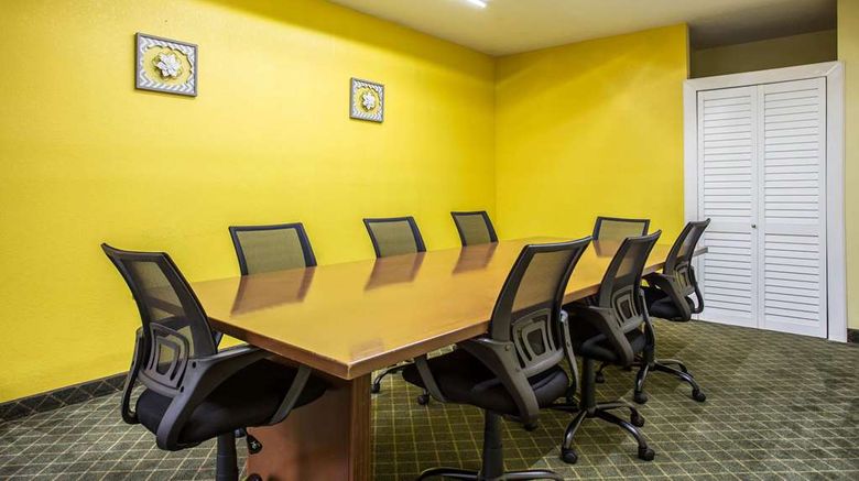 <b>Clarion Inn Meeting</b>. Images powered by <a href="https://iceportal.shijigroup.com/" title="IcePortal" target="_blank">IcePortal</a>.