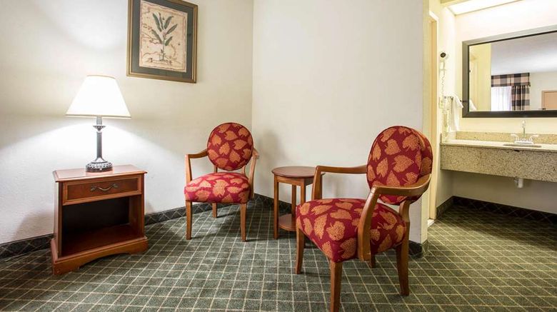 <b>Clarion Inn Suite</b>. Images powered by <a href="https://iceportal.shijigroup.com/" title="IcePortal" target="_blank">IcePortal</a>.
