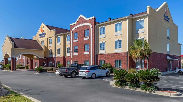 Comfort Inn & Suites Orangeburg Exterior