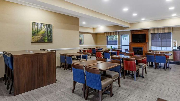 Comfort Inn & Suites Orangeburg Restaurant