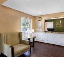 Quality Inn Lobby