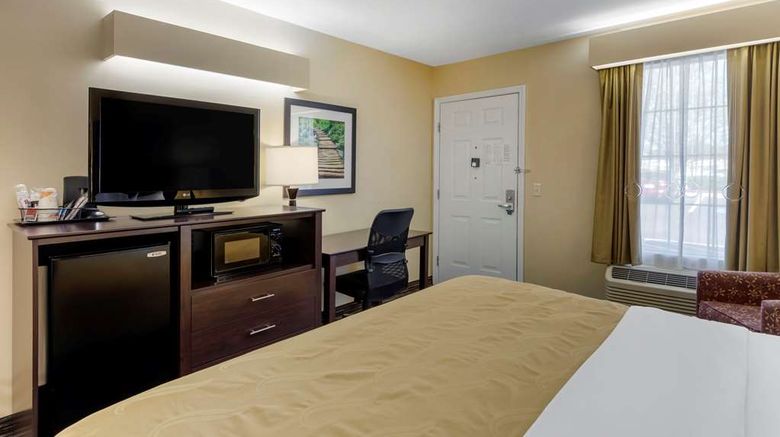 <b>Quality Inn Seneca Room</b>. Images powered by <a href="https://iceportal.shijigroup.com/" title="IcePortal" target="_blank">IcePortal</a>.
