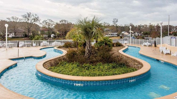 Harbour Lights Pool