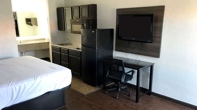 <b>Suburban Studios North Charleston I-526 Room</b>. Images powered by <a href="https://iceportal.shijigroup.com/" title="IcePortal" target="_blank">IcePortal</a>.