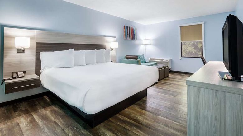 <b>Rodeway Inn Anderson Room</b>. Images powered by <a href="https://iceportal.shijigroup.com/" title="IcePortal" target="_blank">IcePortal</a>.