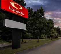 Econo Lodge Inn & Suites Cayce Exterior