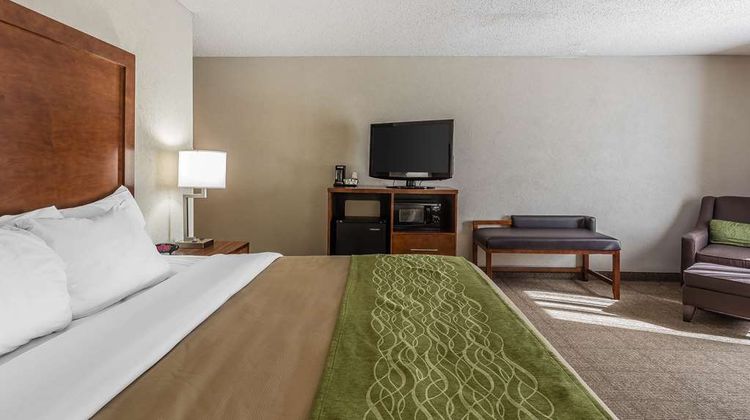 Quality Inn Summerville-Charleston Suite