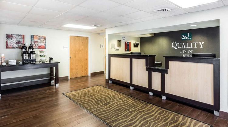 Quality Inn Walterboro Lobby