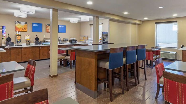 <b>Comfort Inn North Myrtle Beach Restaurant</b>. Images powered by <a href="https://iceportal.shijigroup.com/" title="IcePortal" target="_blank">IcePortal</a>.