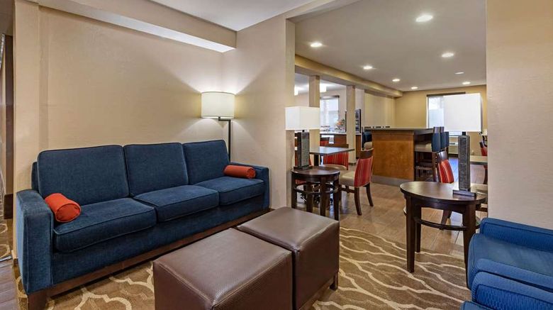 <b>Comfort Inn North Myrtle Beach Lobby</b>. Images powered by <a href="https://iceportal.shijigroup.com/" title="IcePortal" target="_blank">IcePortal</a>.