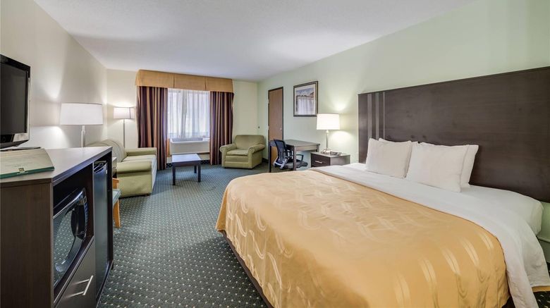 <b>Quality Inn and Suites Sioux Falls South Suite</b>. Images powered by <a href="https://iceportal.shijigroup.com/" title="IcePortal" target="_blank">IcePortal</a>.