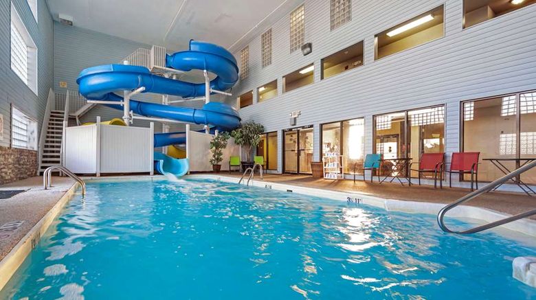 <b>Econo Lodge Pool</b>. Images powered by <a href="https://iceportal.shijigroup.com/" title="IcePortal" target="_blank">IcePortal</a>.