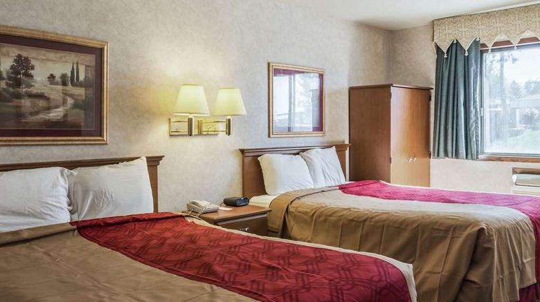<b>Econo Lodge Sioux Falls North Room</b>. Images powered by <a href="https://iceportal.shijigroup.com/" title="IcePortal" target="_blank">IcePortal</a>.