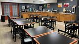 <b>Quality Inn & Suites Restaurant</b>. Images powered by <a href="https://iceportal.shijigroup.com/" title="IcePortal" target="_blank">IcePortal</a>.