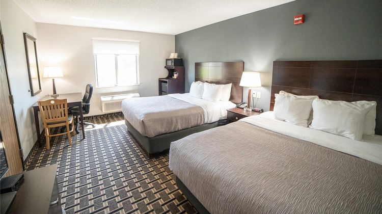 Quality Inn & Suites Room