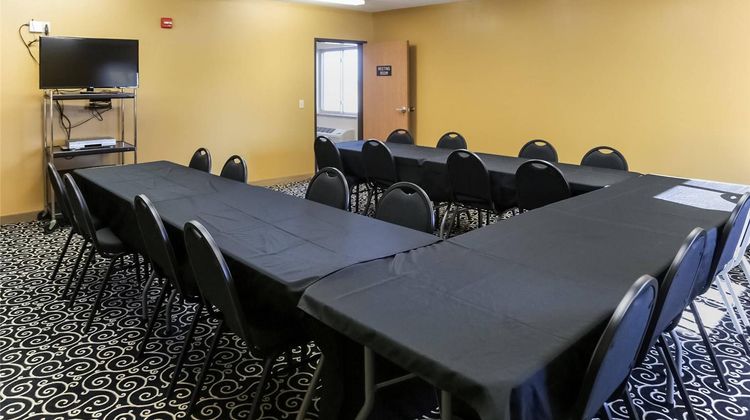 Quality Inn & Suites Meeting