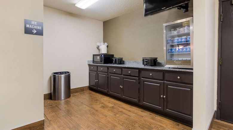 <b>Sleep Inn Sioux Falls Airport Restaurant</b>. Images powered by <a href="https://iceportal.shijigroup.com/" title="IcePortal" target="_blank">IcePortal</a>.