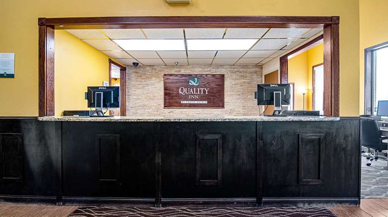 <b>Quality Inn Aberdeen Lobby</b>. Images powered by <a href="https://iceportal.shijigroup.com/" title="IcePortal" target="_blank">IcePortal</a>.