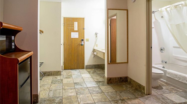 Quality Inn Aberdeen Suite