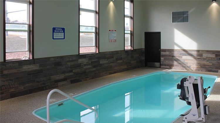 Quality Inn Pool