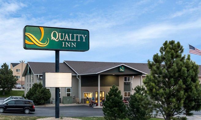 Quality Inn Exterior