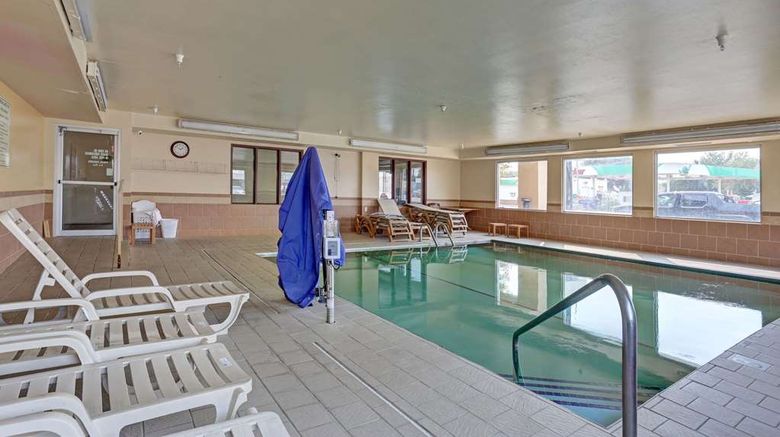 <b>Quality Inn Pierre Pool</b>. Images powered by <a href="https://iceportal.shijigroup.com/" title="IcePortal" target="_blank">IcePortal</a>.