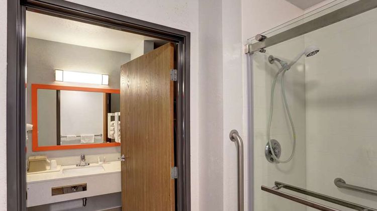 Quality Inn Pierre Room