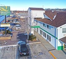 Quality Inn Pierre Exterior