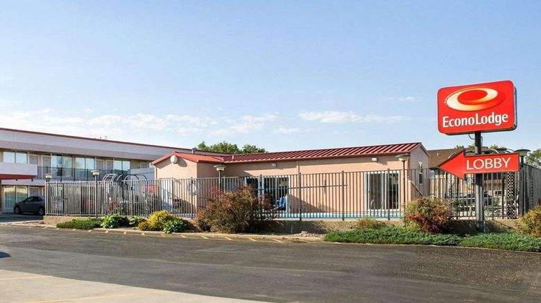 <b>Econo Lodge Wall Exterior</b>. Images powered by <a href="https://iceportal.shijigroup.com/" title="IcePortal" target="_blank">IcePortal</a>.