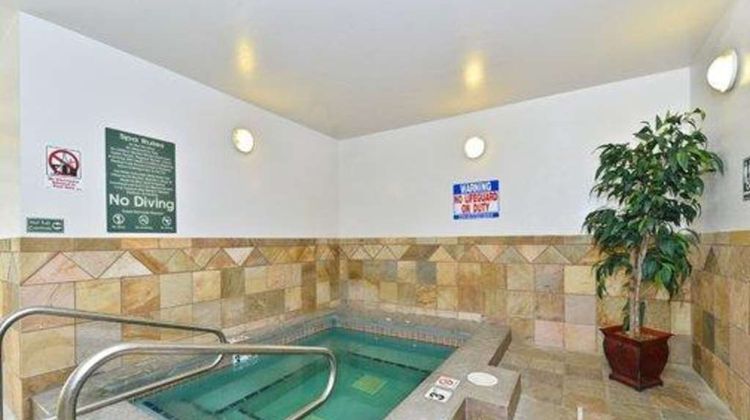 Comfort Inn Pool