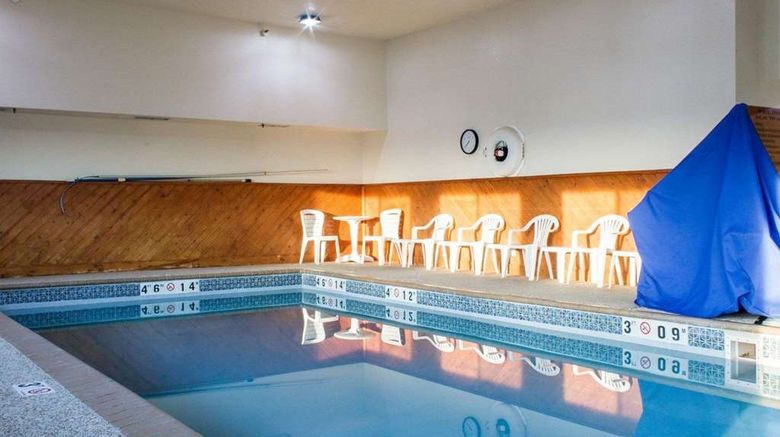 <b>Quality Inn Brandon - Sioux Falls Pool</b>. Images powered by <a href="https://iceportal.shijigroup.com/" title="IcePortal" target="_blank">IcePortal</a>.